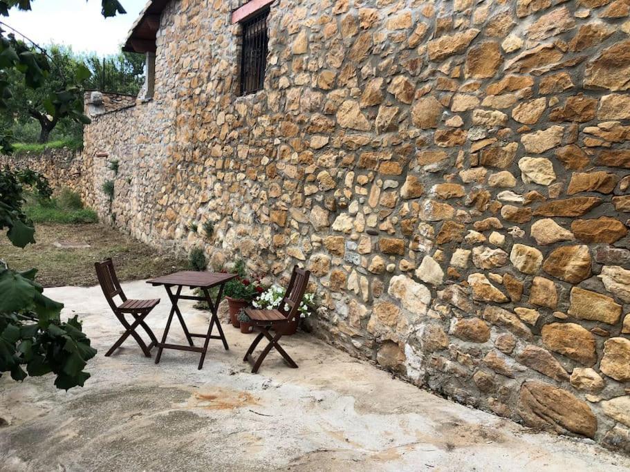 Casa De Lilith Villa Aren Екстериор снимка