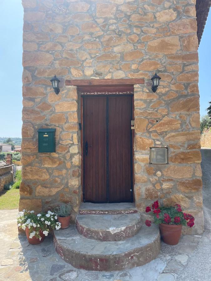 Casa De Lilith Villa Aren Екстериор снимка
